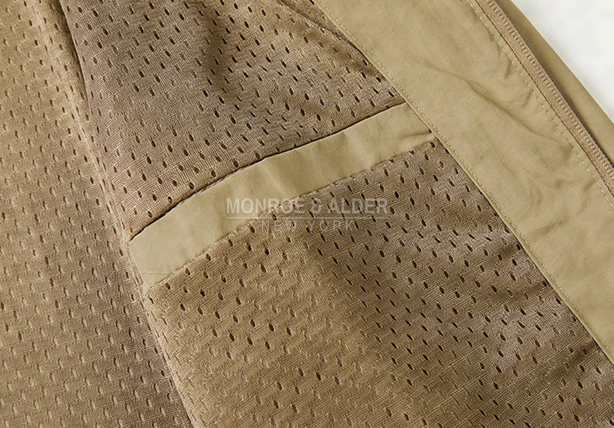 Close view of the mesh lining and inner pocket