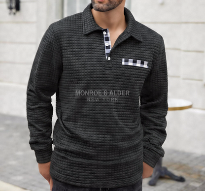 Man wearing the Wesley polo in black